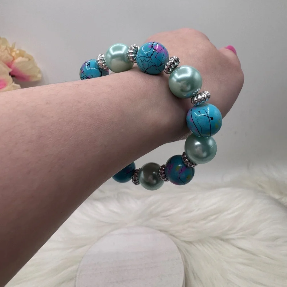 Ocean Breeze Splash Beaded Bracelet